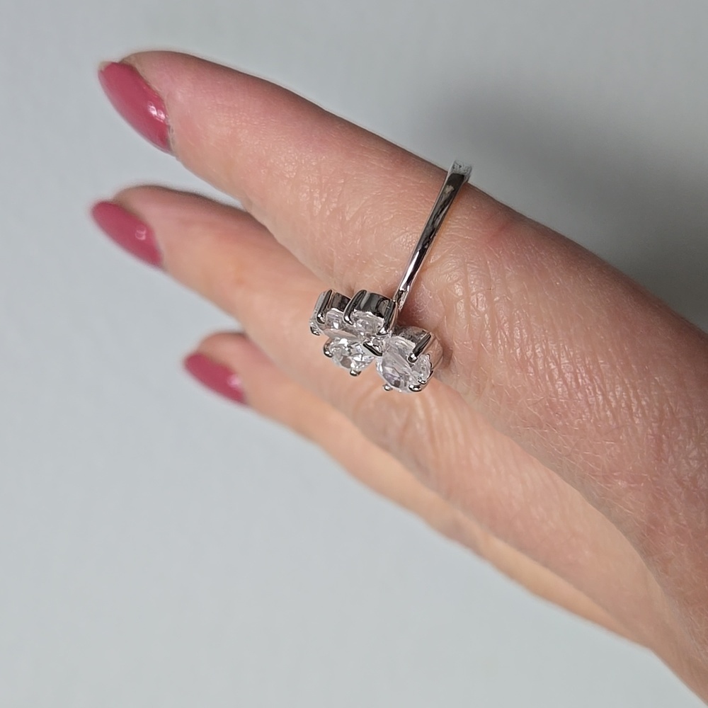Sterling Silver 925 Rhinestones Floral Ring Size 6 Weigt 2g - Picture 14 of 17